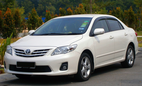 Toyota Việt Nam triệu hồi hơn 8.000 xe Corolla do có lỗi ở túi khí ảnh 1